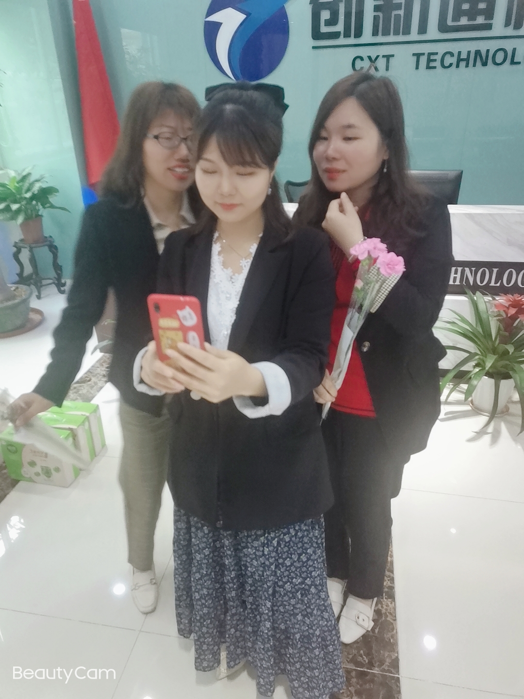 Access gate manufacturer explains the basic terminology of ID card access control